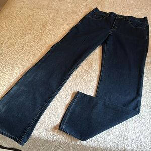 Miracle Body straight leg jeans Dark Blue size 8